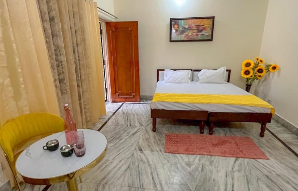 Serene Stays Varanasi
